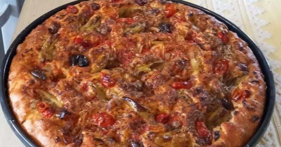 Λαδένια (φοκάτσια) αφράτη και πεντανόστιμη – Η εύκολη συνταγή που πετυχαίνει πάντα