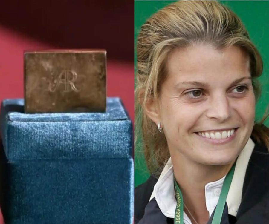 Για 1η φορά στο Cash or Trash: Έμειναν όλοι… σύξυλοι – Πήγε την μπομπονιέρα από τη βάφτιση της Αθηνάς Ωνάση και δεν θα πιστεύετε τι τιμή έπιασε