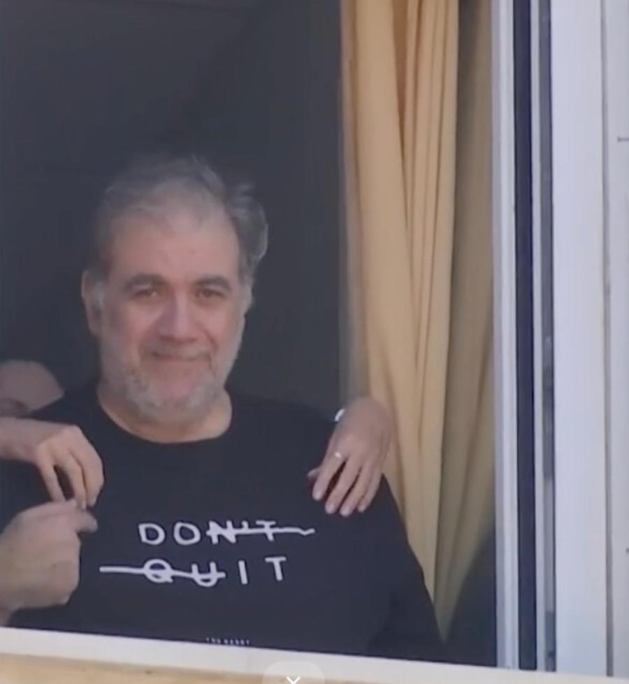 Νικητής ο Σταρόβας: Χαιρετά συγκινημένος την κάμερα και στέλνει το δικό του μήνυμα: «Μην τα παρατάς» (Βίντεο)