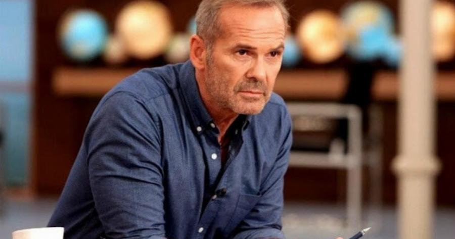 Κωστόπουλος: «Ήταν ντροπή και ξεφτίλα αυτό που έγινε στην κηδεία του Σαββόπουλου»