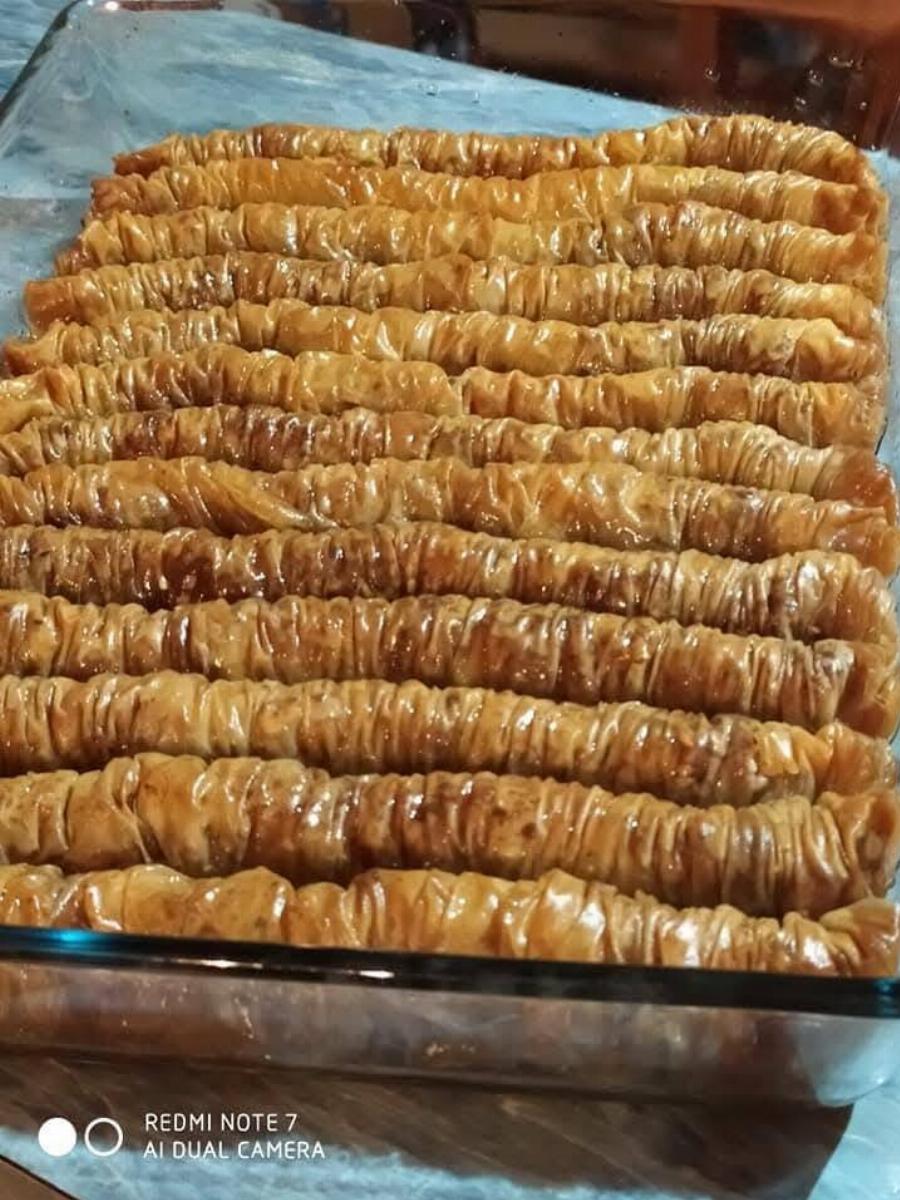 Το σαραγλί που γίνεται τραγανό και μελωμένο σαν ζαχαροπλαστείου