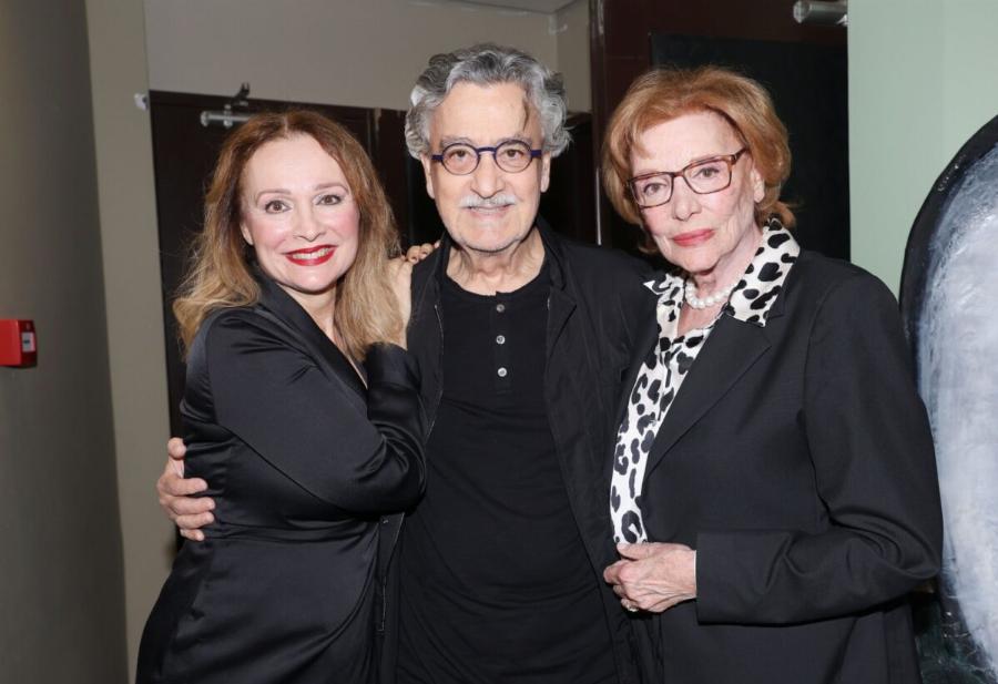 Κομψοί & αριστοκρατικοί: Όλοι αποθέωσαν την 89χρονη Μάρω Κοντού & τον 77χρονο Νίκο Γαλανό σε βραδινή τους έξοδο