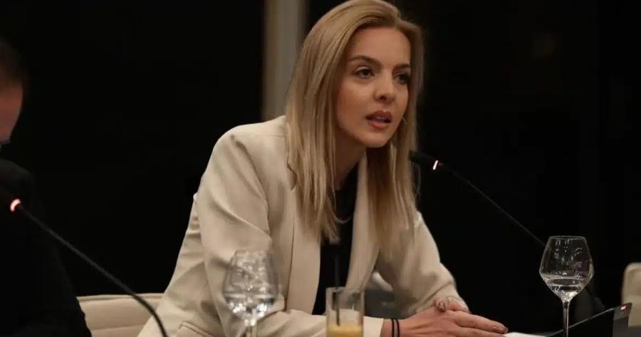 BOMBA ΓΙΑ ΤΗΝ ΠΟΠΗ ΣΕΜΕΡΤΖΙΔΟΥ – ΤΕΛΟΣ Η FERRARI – ΔΕΣΜΕΥΤΗΚΕ Η ΠΕΡΙΟΥΣΙΑ ΤΗΣ