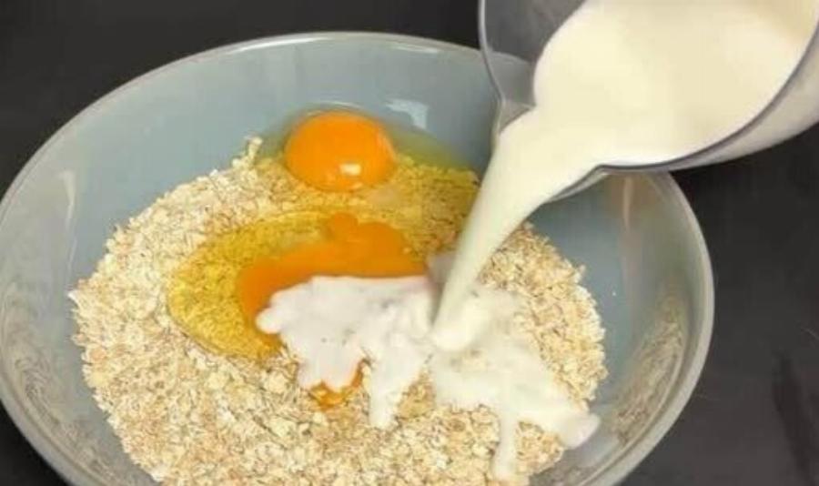 Υγιεινή τηγανίτα βρώμης χωρίς ζάχαρη και αλεύρι – Έτοιμη σε 5 λεπτά