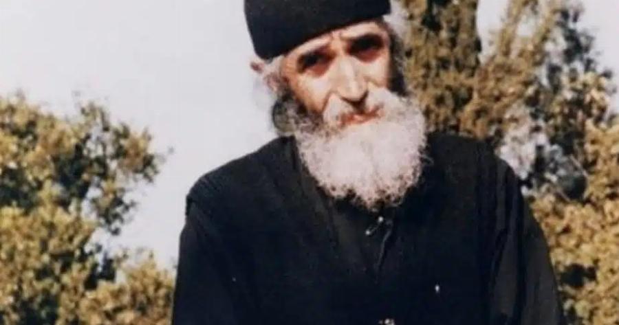 Όσιος Παΐσιος: «Ο Χριστός θα σε βοηθήσει» – Πέντε θαύματα του Αγίου που συγκλονίζουν