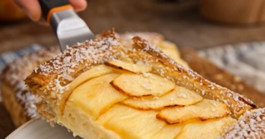 Κέικ Μήλου με Κρέμα Ζαχαρόπαστας. Ένα ακαταμάχητο γλυκό!