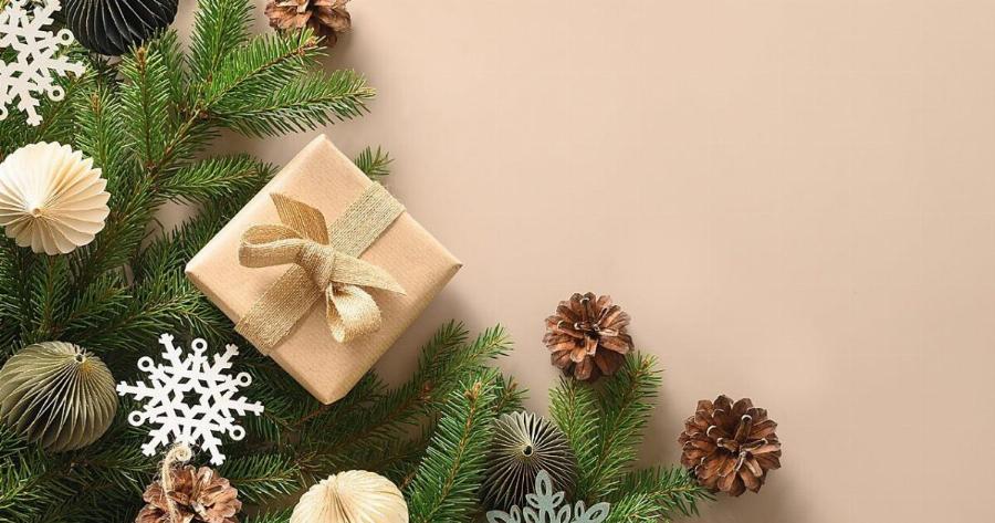 Υπάρχει μια άδεια καρέκλα στο τραπέζι: Τίποτα δεν είναι δυσκολότερο από το να πενθείς τους ανθρώπους σου τέτοιες μέρες