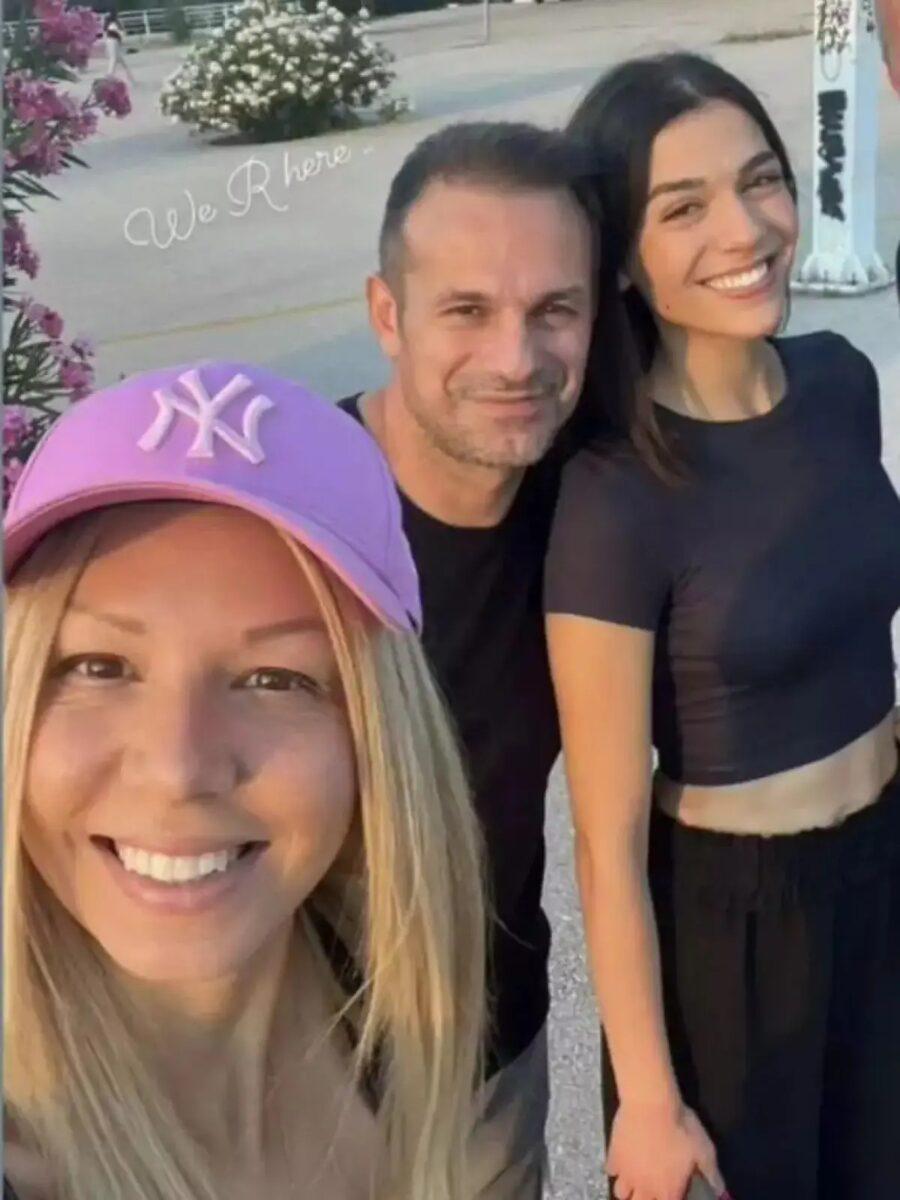 Αλεξάνδρα Νικολαΐδου: Σuvτετpιμμέvα τα παιδιά του Ντέμη – Στο πλευρό του η Βανδή