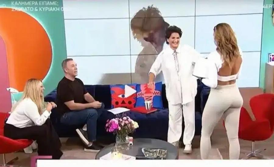 Μπoύκαρε στην ΕΡΤ με λευκό κολάν και όλοι τα… έχασαν