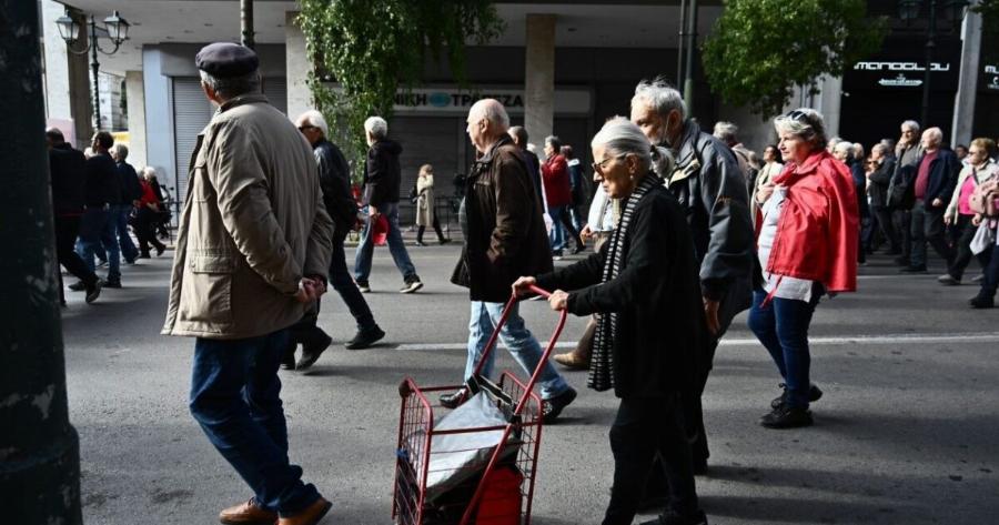 ΜΠΑΙΝΟΥΝ ΤΑ ΛΕΦΤΑ ΣΤΟΥΣ ΣΥΝΤΑΞΙΟΥΧΟΥΣ