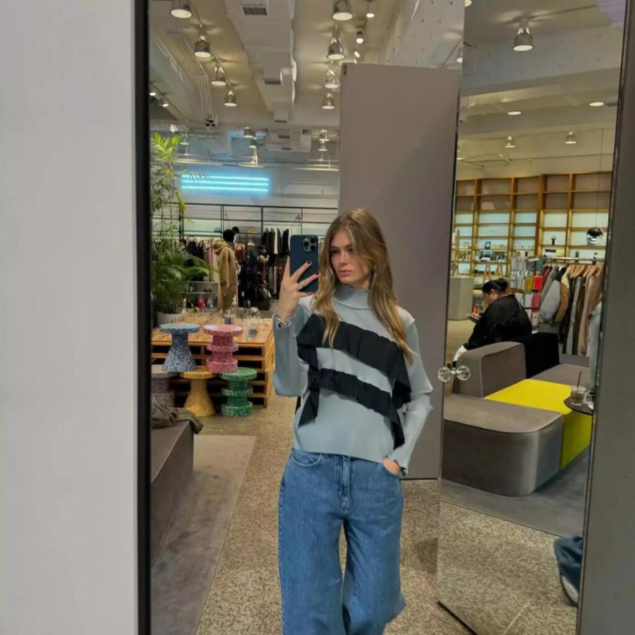 Αμαλία Κωστοπούλου: Πήγε Ιαπωνία με τον σύντροφό της, ανέβασε φώτο μαζί του και φάνηκε κάτι που… ξέχασε να βγάλει