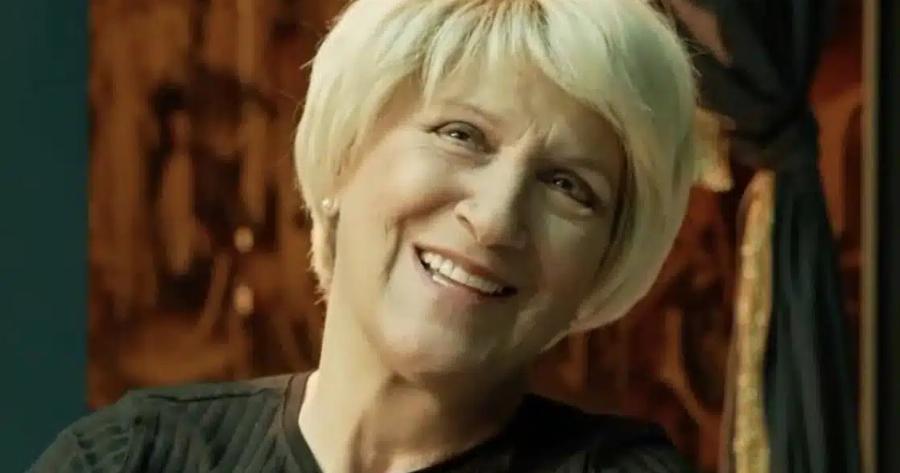 Καίτη Κωνσταντίνου – Η τελευταία της τηλεοπτική συνέντευξη: «Φoβάμαι τον θάvατo»