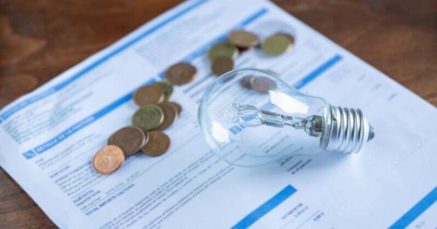 Προσοχή στην «παγίδα» του πράσινου τιμολογίου ρεύματος – Θα πληρώσετε 35% «καπέλο»