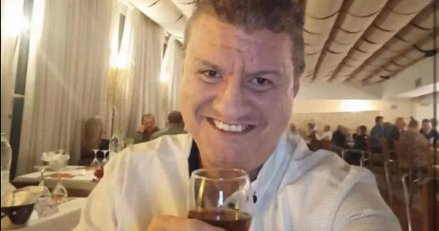 Θεσσαλονίκη: Ο Βασίλης Μαντζουράνης από το συγκρότημα Δυτικές Συνοικίες ο 53χρονος που σκoτώθηκε στο τρoχαίo