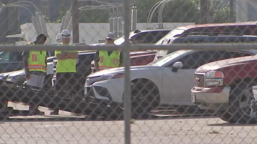 TPAΓΩΔIA: ΚΙ ΑΛΛΟ ΠΑΙΔΙ NEKPO ΜΕΣΑ ΣΕ ΑΥΤΟΚΙΝΗΤΟ – ΤΟ ΑΦΗΣΕ Η ΜΑΝΑ ΤΟΥ ΜΕΣΑ ΣΤΟΝ ΚΑΥΣΩΝΑ ΚΑΙ ΠΗΓΕ ΓΙΑ ΔΟΥΛΕΙΑ