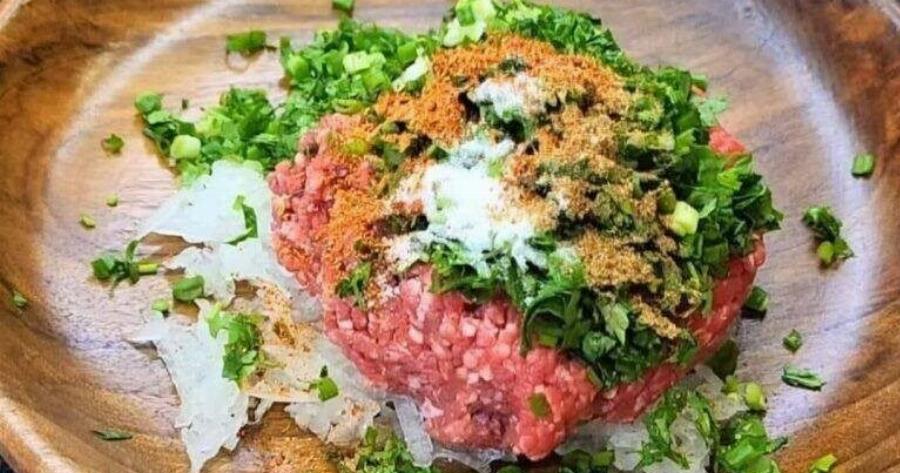 Η συνταγή με κιμά που δεν μοιάζει με καμία άλλη