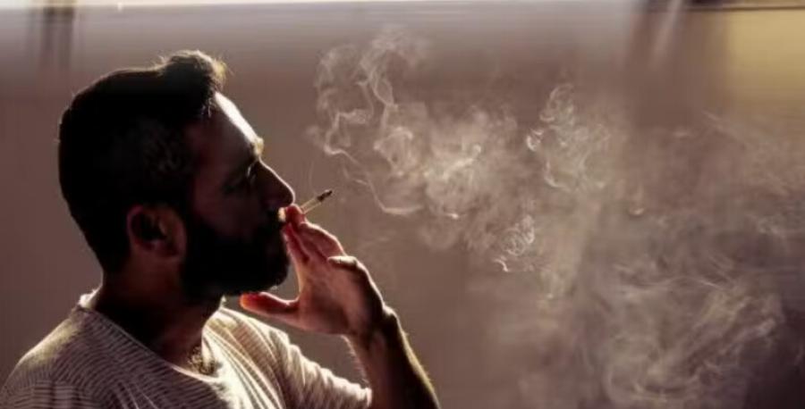 Κάπνισμα: Έκτακτη ανακοίνωση – Απαγορεύεται σε απόσταση 5 μέτρων