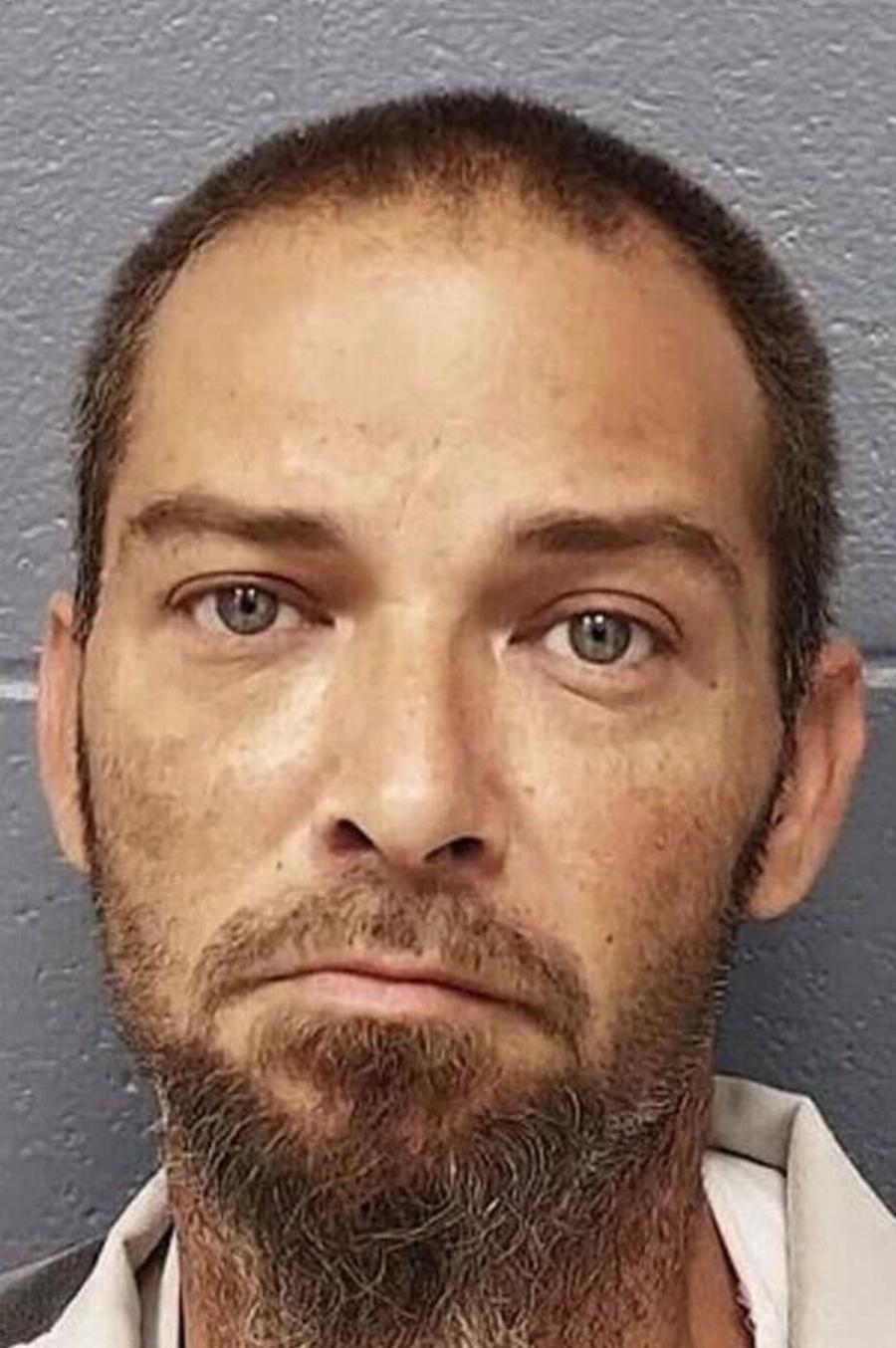 Mαρτυρικός θάνατος για 12χρονη: Η μάνα και ο πατέρας της την άφησαν να πεθάνει από ψείρες, δεν το πιστεύουμε