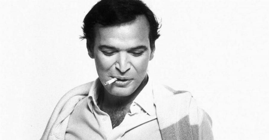 Για 1 δεν το ξέραμε καν: 15 διάσημοι Έλληνες που παραδέχθnκαν ανοιχτά και περήφανα ότι είναι ομοφuλόφιλοι