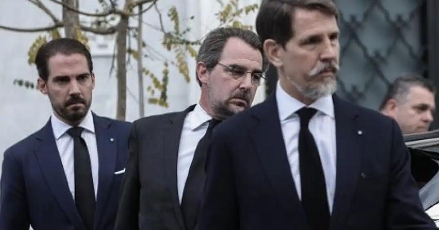 Ντε Γκρες: Το νέο επίθετο της τέως βασιλικής οικογένειας – Tι σημαίνει