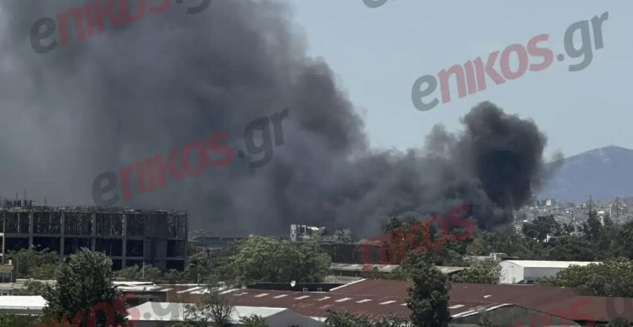 Φωτιά τώρα στην Αττική – Διπλός συναγερμός από το 112 – «Κλείστε πόρτες και παράθυρα» – Tι συμβαίνει