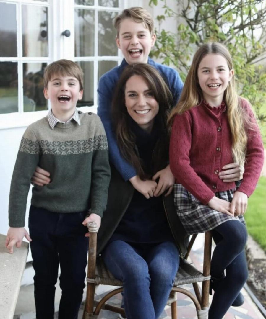 Δακρύζει από συγκίνηση ο πλανήτης: Αυτή είναι η πρώτη φωτογραφία της Κέιτ Μίντλετον μετά την εγχείρηση