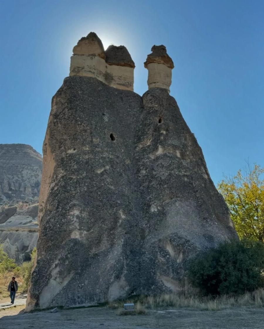 Ιωάννα Παλιοσπύρου: Ταξίδεψε μέχρι την Καππαδοκία και πόζαρε πιο κομψή από ποτέ στον φωτογραφικό φακό – Το εντυπωσιακό φόρεμα και τα καλλίγραμμα ποδια της