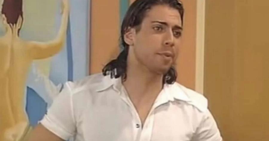 Ακόμα πιο γοητευτικός και με δουλειά που όλοι ζηλεύουν: Ο Μάνος από το «Κωνσταντίνου και Ελένης» αγνώριστος & πετυχημένος