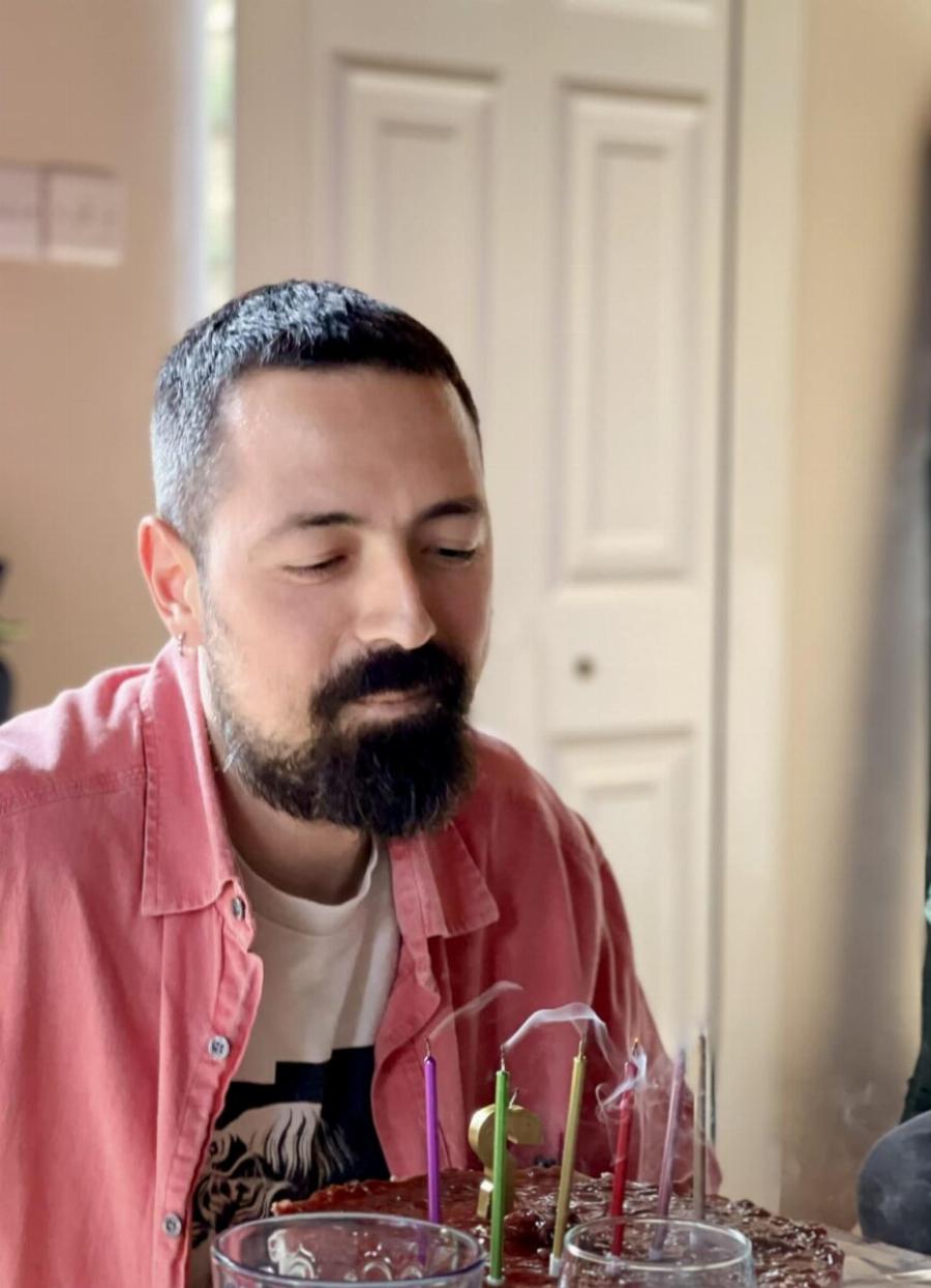 ΕΙΚΟΝΕΣ: Πάλεψε γενναία αλλά έχασε τη μάχη μόλις στα 40 του ο Γιώργος Βασιλείου – Σκόρπισε τη θλίψη