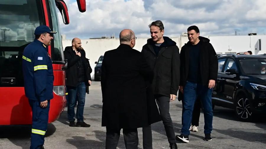 Σταμάτησαν οι ισχυροί σεισμoi στη Σαντορίνη με το που έφτασε ο Κυριακός Μητσοτάκης