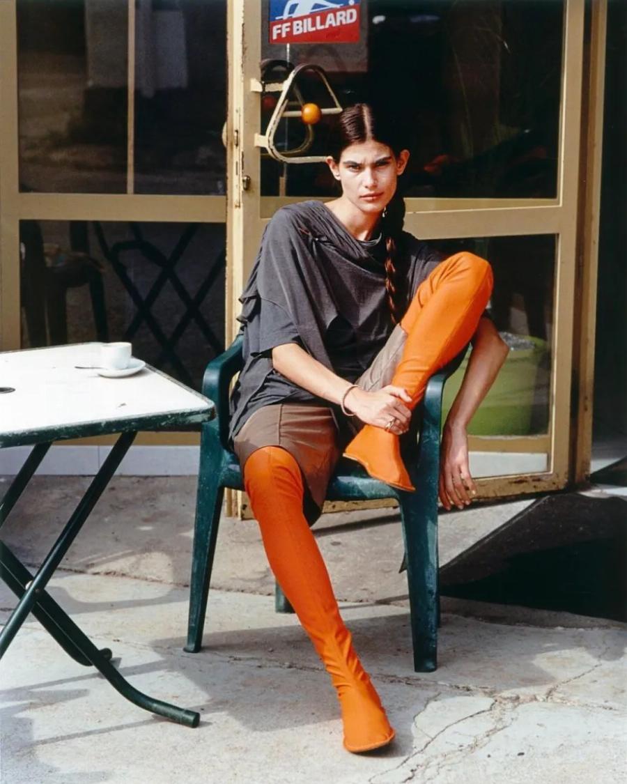 H 21χρονη Ανθή Φακιδάρη είναι η πρώτη Ελληνίδα που περπάτησε στην πασαρέλα της Victoria’s Secret