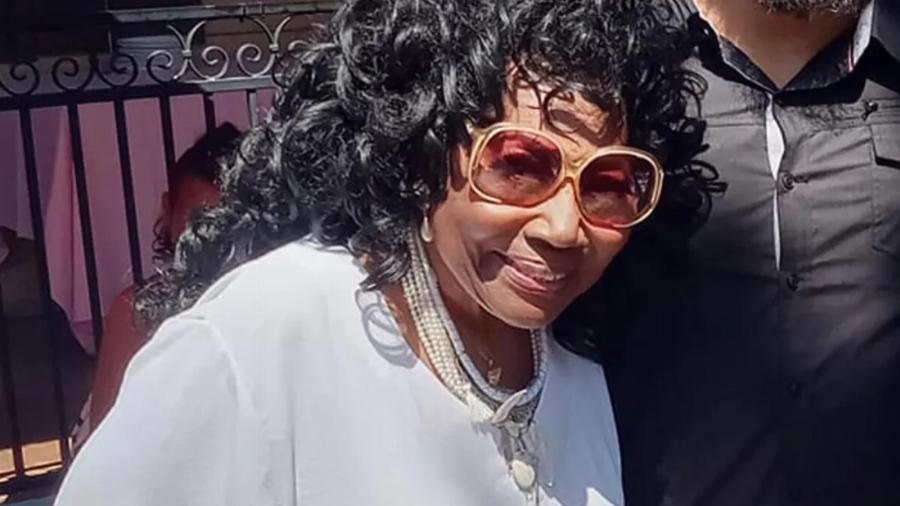 EKTAKTO MOΛIΣ TΩPA: Nεκpή μέσα στο σπίτι της κι άλλη πασίγνωστη ηθοποιός