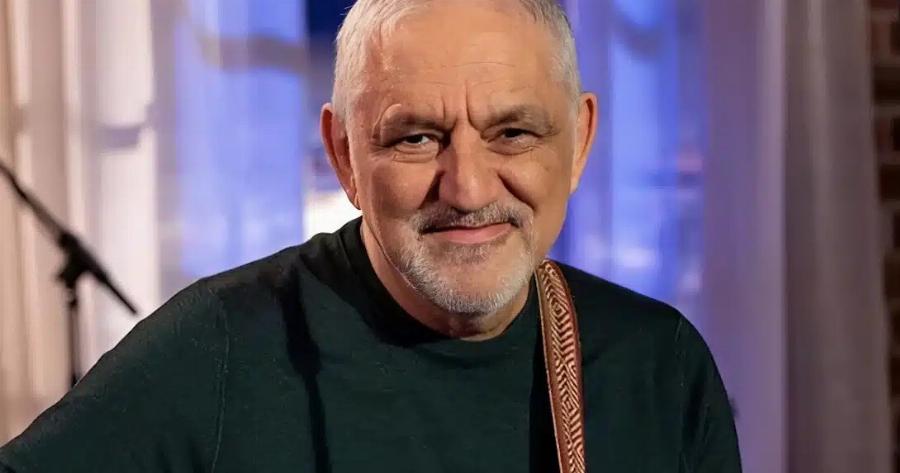 EKTAKTH είδηση για τον τραγουδιστή Νίκο Πορτοκάλογλου