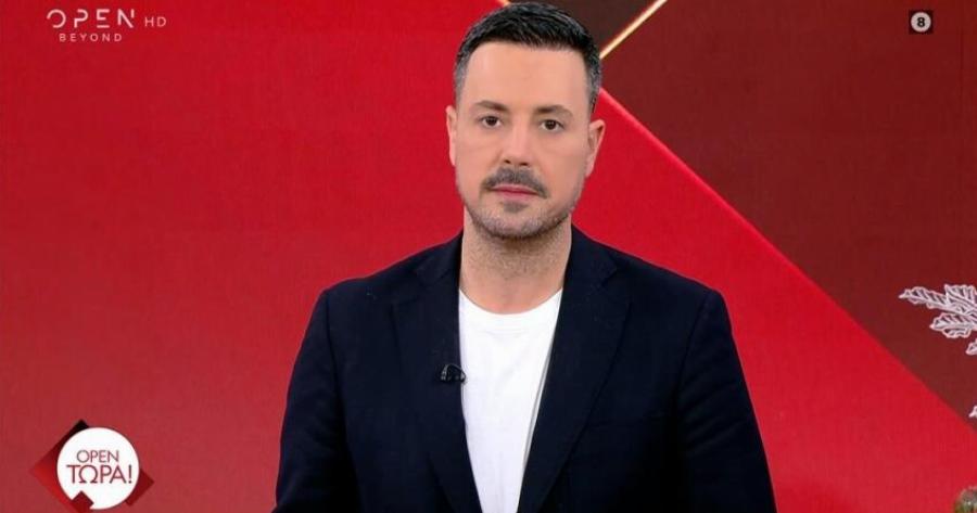 Τρελά ερωτευμένος ο Πέτρος Κουσουλός – Αυτή είναι η εντυπωσιακή σύζυγός του (Pics)