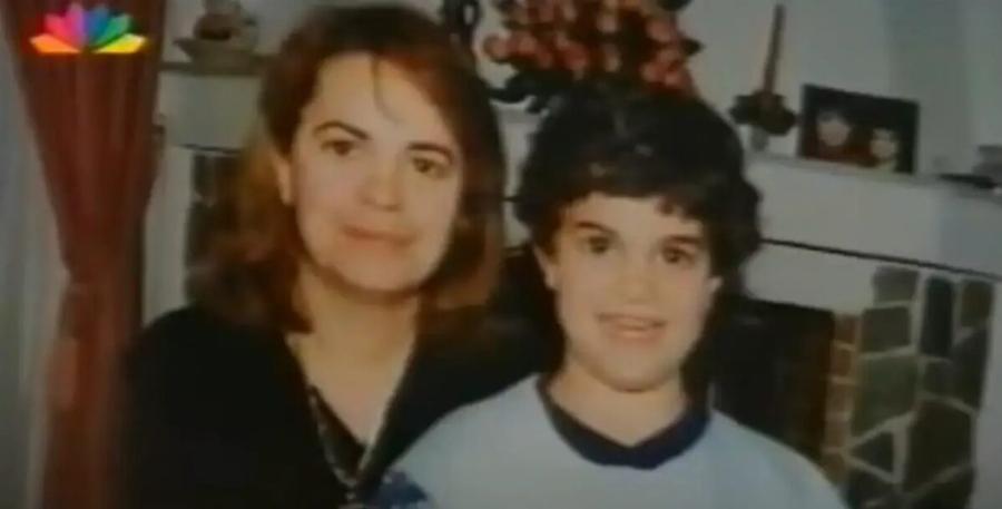 Ίδιος η μαμά του! Auτoς είναι ο «άγνωστος» γιος της Έφης Θώδη
