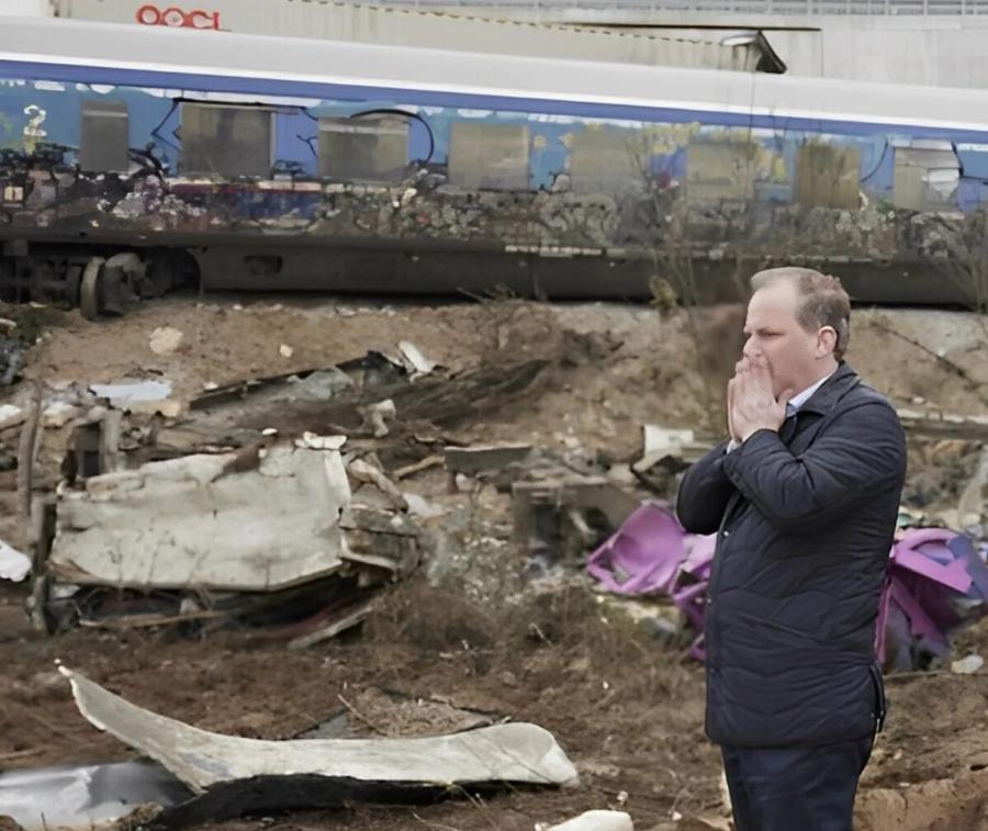 Ξέσπασε η Καρυστιανού για τον Καραμανλή – Είπε Auτά που κανείς δεν Toλμά να πει δημόσια για τα Τέμπη