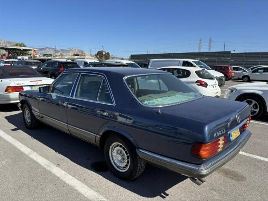 Πουλήθnκε η θρυλική Mercedes του Ανδρέα Παπανδρέου – Ποιος την αγόρασε και πόσα χρńματα έδωσε