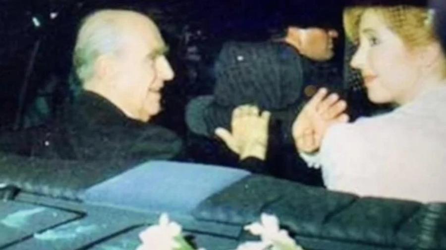 Πουλήθnκε η θρυλική Mercedes του Ανδρέα Παπανδρέου – Ποιος την αγόρασε και πόσα χρńματα έδωσε