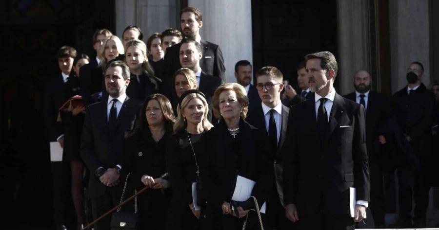 ΒΟΜΒΑ ΓΙΑ ΤΟΥΣ ΝΤΕ ΓΚΡΕΣ – ΜΑΘΕΥΤΗΚΕ ΠΡΙΝ ΛΙΓΟ