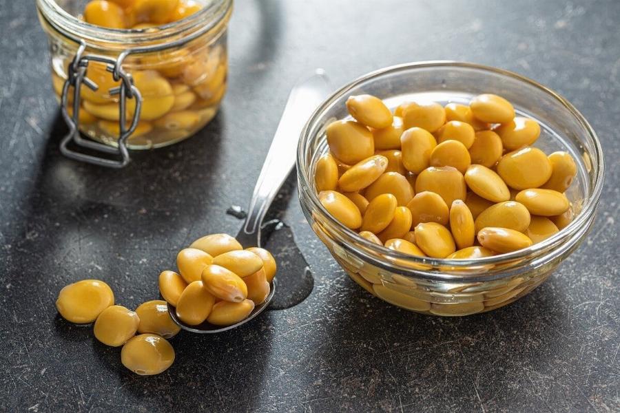 Το ξεχασμένο όσπριο με διπλάσια πρωτεΐνη από τα άλλα: Ρυθμίζει σάκχαρο, χοληστερίνη και ευνοεί την υγεία του εντέρου