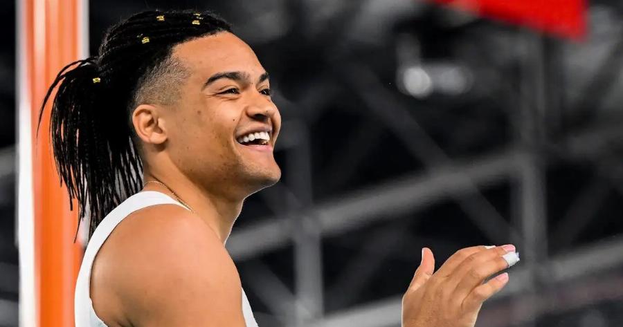 Εμμανουήλ Καραλής: Ανάρτηση με στίχο από τραγούδι του Κώστα Χατζή μετά το ασημένιο μετάλλιο στο παγκόσμιο κλειστού στίβου