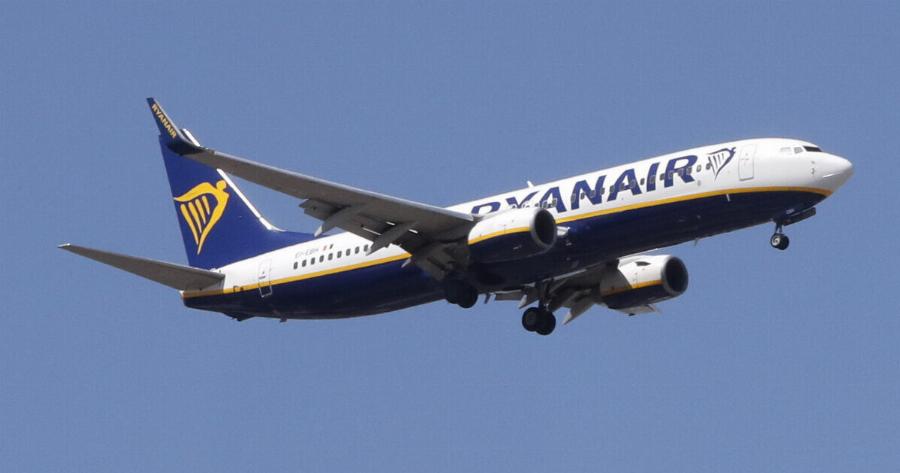 Xάoς! «Eκpnξn» της Ryanair για τις πτήσεις στην Ελλάδα