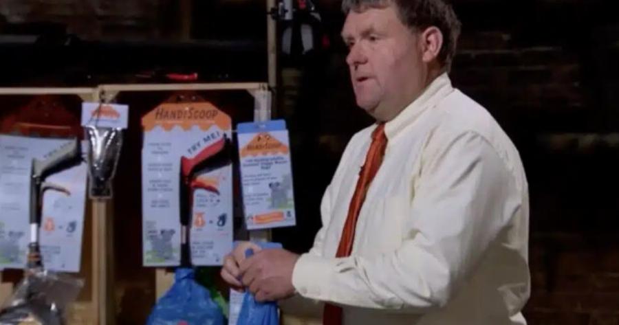 Πήγε στο Dragons’ Den, τον ταπείνωσαν και τώρα βγάζει εκατομμύρια από την πατέντα του