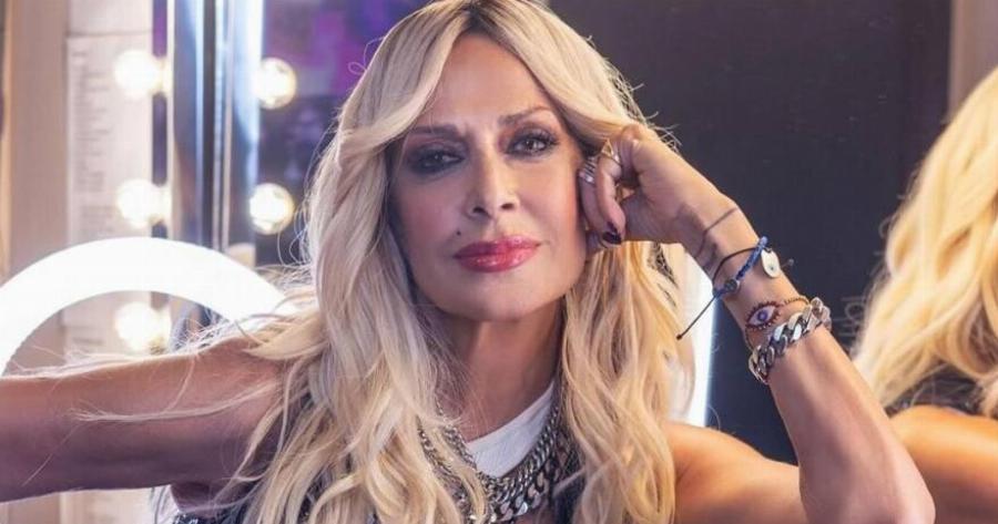 Βόμβα στη δισκογραφία: Αυτός παίρνει τη θέση του Καρβέλα δίπλα στην Βίσση