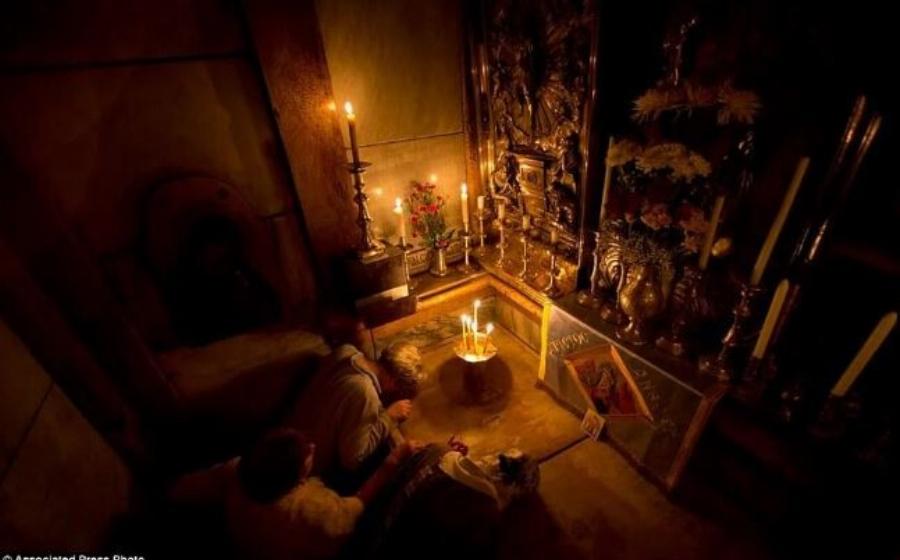 Επιστήμονες άνοιξαν μετά από αιώνες τον τάφο του Χριστού