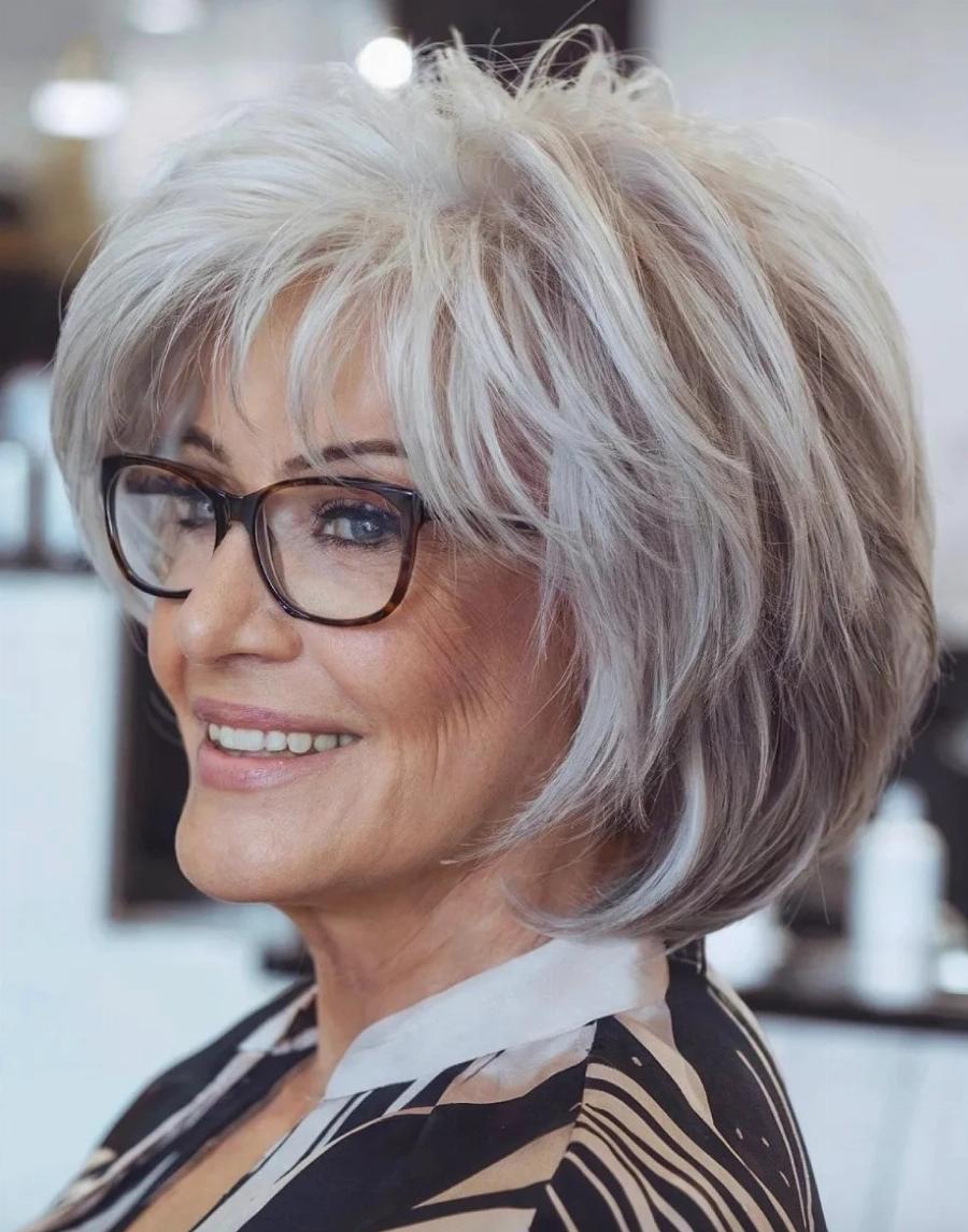 Τα πιο κολακευτικά κουρέματα για γυναίκες άνω των 60