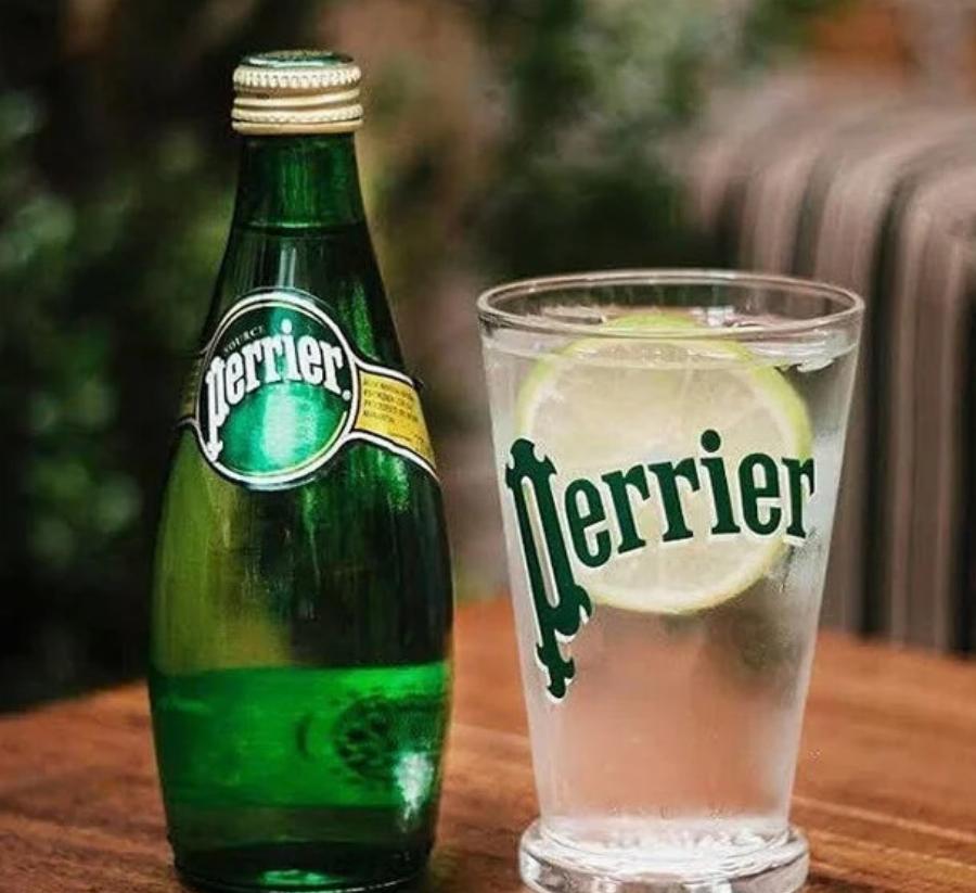 Βρέθηκαν κολοβακτηρίδια σε 2 εκατ. μπουκάλια πασίγνωστου ανθρακούχου νερού