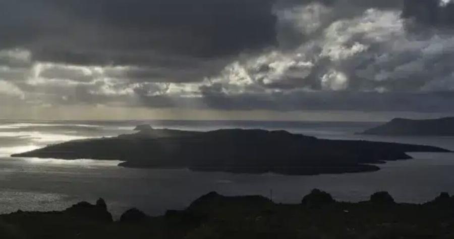 Νέα δυνατή σεισμική δόνηση στη Σαντορίνη το μεσημέρι της Τρίτης