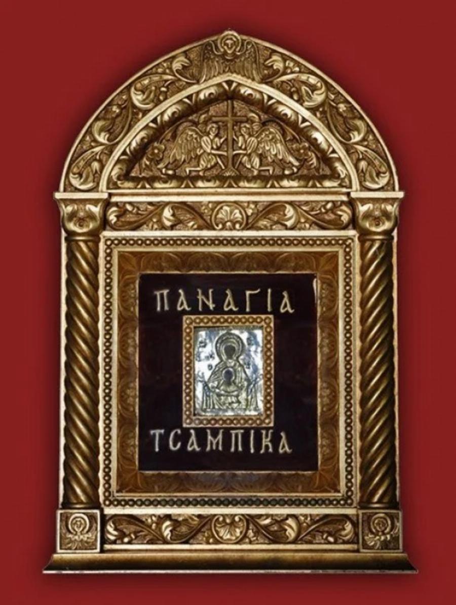 Πήγαν να μετακινήσουν την Θαυματουργή εικόνα της Παναγιάς όμως τους περίμενε μια δυσάρεστη έκπληξη