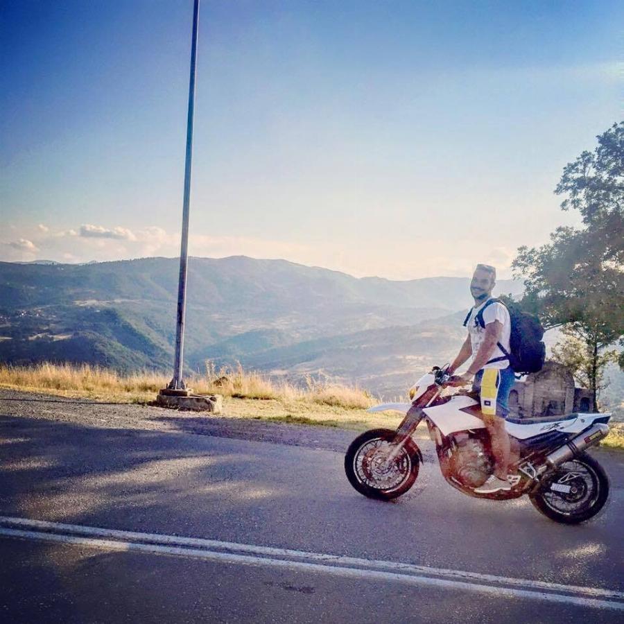 Μαθεύτηκε όλη η αλήθεια για τον 31χρονο αστυνομικό που καταπλακώθnκε σήμερα στον Πειραιά